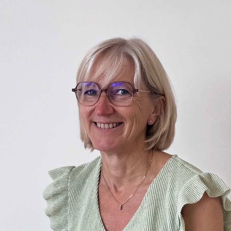 Isabelle Mesembourg, notaire salariée à l'Office Notarial de Bouzonville